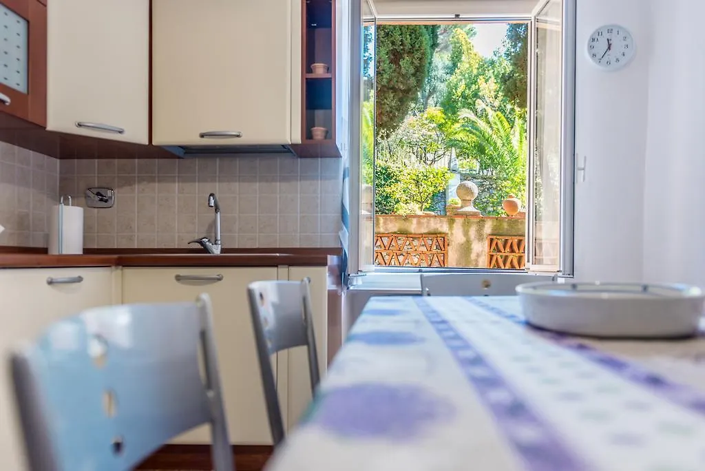 Casa Castelletto Apartment Finale Ligure